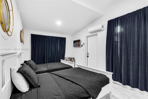 Снять в аренду виллу или дом в Майами, Флорида 4 спальни, 171.59м2, № 1991577 - фото 24