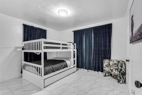 Снять в аренду виллу или дом в Майами, Флорида 4 спальни, 171.59м2, № 1991577 - фото 19