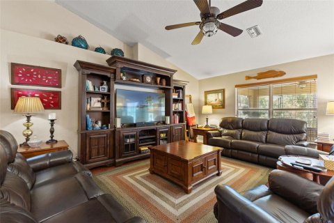Villa ou maison à vendre à Homosassa, Floride: 4 chambres, 225.66 m2 № 2195429 - photo 9