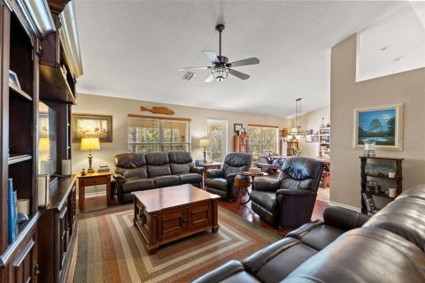 Villa ou maison à vendre à Homosassa, Floride: 4 chambres, 225.66 m2 № 2195429 - photo 10