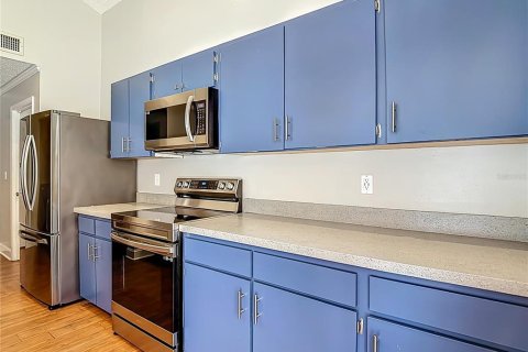 Casa en venta en Tampa, Florida, 2 dormitorios, 133.78 m2 № 1793782 - foto 12