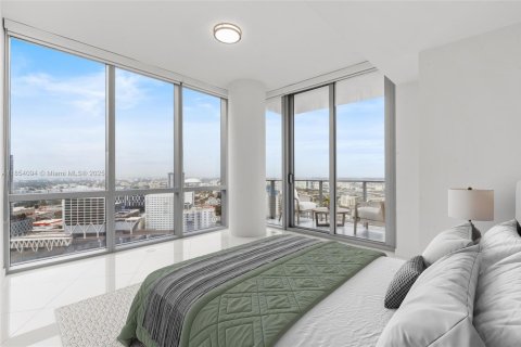 Condo in Miami, Florida, 1 bedroom № 1871912 - photo 12