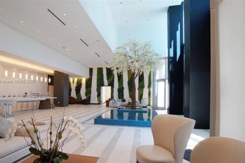 Condo in Miami, Florida, 1 bedroom № 1871912 - photo 26