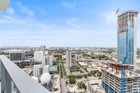 Condo in Miami, Florida, 1 bedroom № 1871912 - photo 24