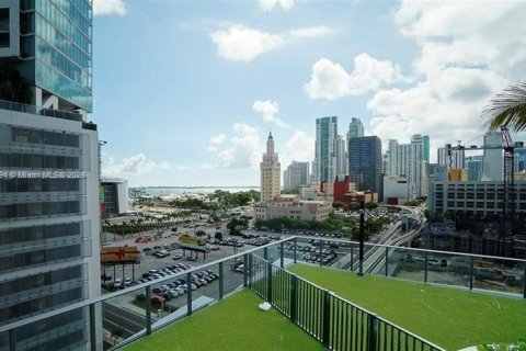 Condo in Miami, Florida, 1 bedroom № 1871912 - photo 27