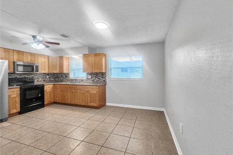 Casa en alquiler en Seminole, Florida, 3 dormitorios, 129.32 m2 № 1853034 - foto 7