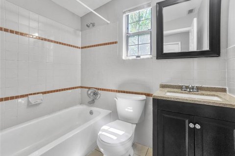 Casa en alquiler en Seminole, Florida, 3 dormitorios, 129.32 m2 № 1853034 - foto 11