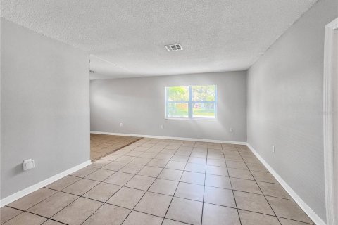 Casa en alquiler en Seminole, Florida, 3 dormitorios, 129.32 m2 № 1853034 - foto 4