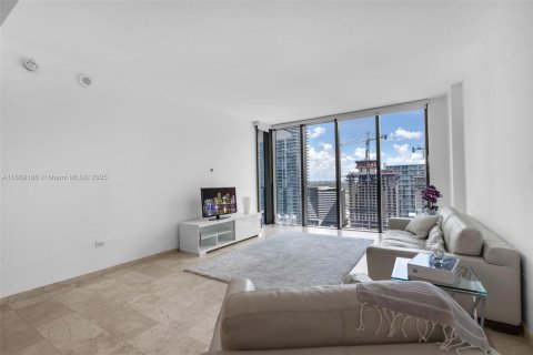 Condominio en venta en Miami, Florida, 2 dormitorios, 112.23 m2 № 1979484 - foto 9