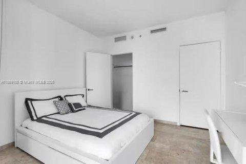Condominio en venta en Miami, Florida, 2 dormitorios, 112.23 m2 № 1979484 - foto 19