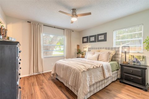 House in Edgewater, Florida 3 bedrooms, 107.95 sq.m. № 1876373 - photo 15