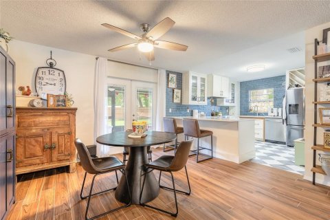 House in Edgewater, Florida 3 bedrooms, 107.95 sq.m. № 1876373 - photo 9