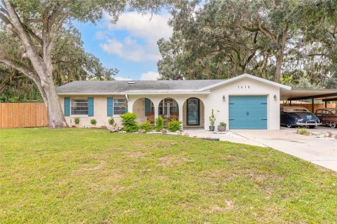House in Edgewater, Florida 3 bedrooms, 107.95 sq.m. № 1876373 - photo 1