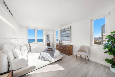 Condo in Miami Beach, Florida, 2 bedrooms  № 2022948 - photo 29