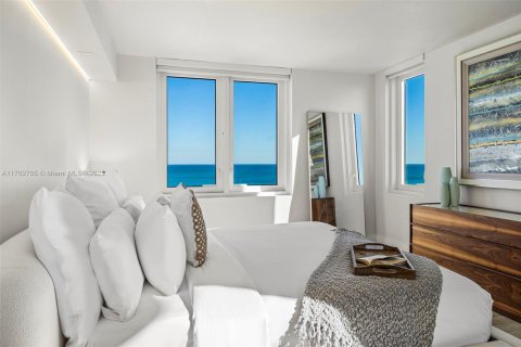 Condo in Miami Beach, Florida, 2 bedrooms  № 2022948 - photo 19