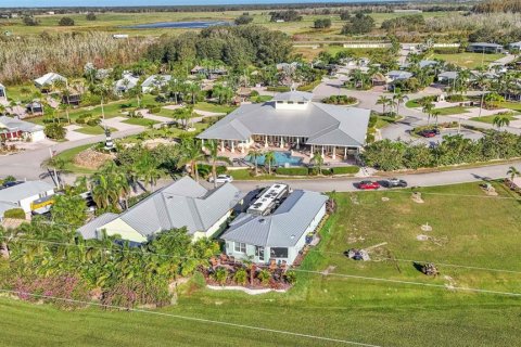 Villa ou maison à vendre à Polk City, Floride: 2 chambres, 113.06 m2 № 1754687 - photo 9