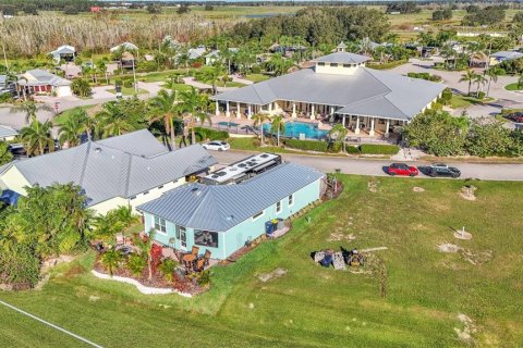 Casa en venta en Polk City, Florida, 2 dormitorios, 113.06 m2 № 1754687 - foto 7