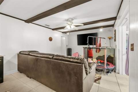 Casa en venta en Seffner, Florida, 5 dormitorios, 205.78 m2 № 2430599 - foto 17
