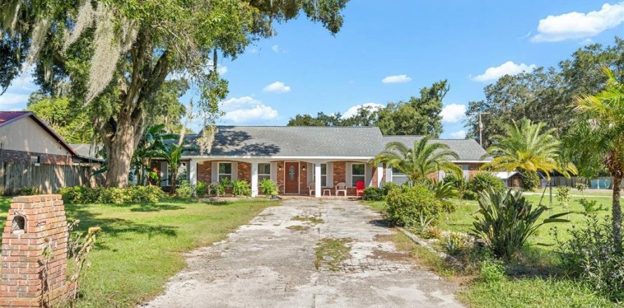 Casa en Seffner, Florida 5 dormitorios, 205.78 m2 № 2430599
