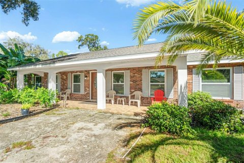 Casa en venta en Seffner, Florida, 5 dormitorios, 205.78 m2 № 2430599 - foto 2