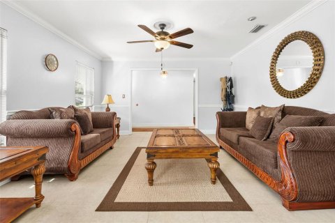 Casa en venta en Seffner, Florida, 5 dormitorios, 205.78 m2 № 2430599 - foto 6