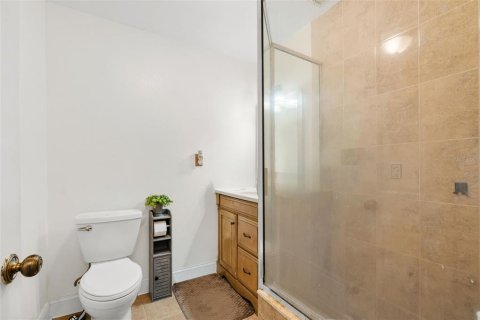 Casa en venta en Seffner, Florida, 5 dormitorios, 205.78 m2 № 2430599 - foto 19