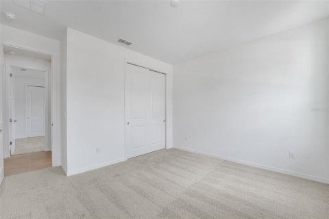 House in Punta Gorda, Florida 4 bedrooms, 193.98 sq.m. № 2216046 - photo 9