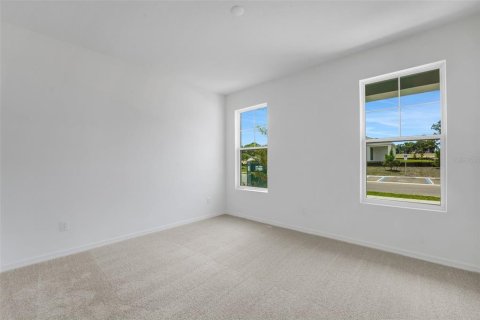 House in Punta Gorda, Florida 4 bedrooms, 193.98 sq.m. № 2216046 - photo 8