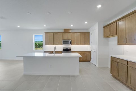 House in Punta Gorda, Florida 4 bedrooms, 193.98 sq.m. № 2216046 - photo 20