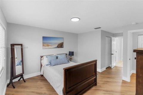 House in Pembroke Pines, Florida 4 bedrooms, 251.67 sq.m. № 2009589 - photo 27