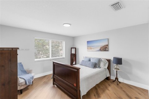 House in Pembroke Pines, Florida 4 bedrooms, 251.67 sq.m. № 2009589 - photo 28