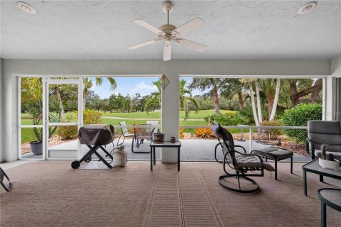 Villa ou maison à vendre à Bradenton, Floride: 2 chambres, 151.24 m2 № 2403153 - photo 3