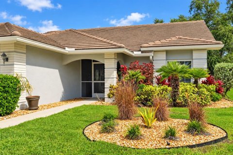 Villa ou maison à vendre à Bradenton, Floride: 2 chambres, 151.24 m2 № 2403153 - photo 2