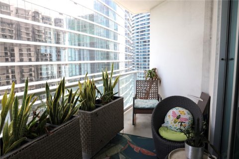 Condo in Miami, Florida, 2 bedrooms  № 1786576 - photo 4