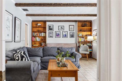 Casa en alquiler en Pinecrest, Florida, 4 dormitorios, 227.24 m2 № 2060047 - foto 16