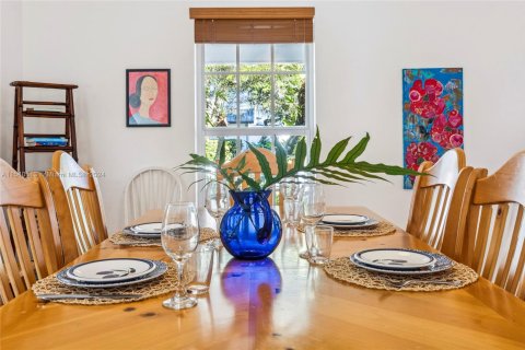 Casa en alquiler en Pinecrest, Florida, 4 dormitorios, 227.24 m2 № 2060047 - foto 13