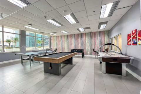 Condominio en venta en Miami, Florida, 1 dormitorio, 72.28 m2 № 1705048 - foto 6