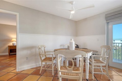Copropriété à louer à Sarasota, Floride: 2 chambres, 106.84 m2 № 2166219 - photo 9
