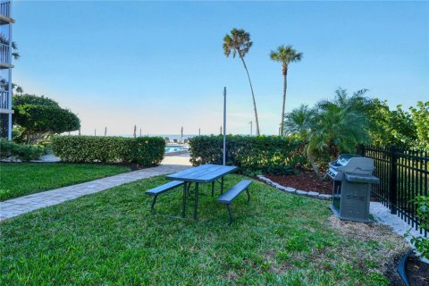Copropriété à louer à Sarasota, Floride: 2 chambres, 106.84 m2 № 2166219 - photo 27