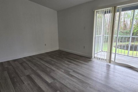 Condo in Kissimmee, Florida, 2 bedrooms № 2103596 - photo 10