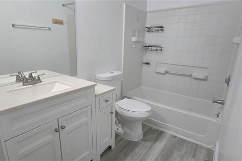 Condo in Kissimmee, Florida, 2 bedrooms № 2103596 - photo 20