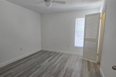 Condo in Kissimmee, Florida, 2 bedrooms № 2103596 - photo 12