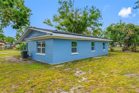 Villa ou maison à vendre à Bradenton, Floride: 2 chambres, 76.92 m2 № 1644144 - photo 24