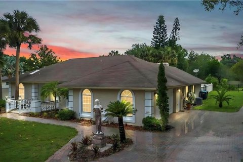 Casa en venta en Orlando, Florida, 3 dormitorios, 226.4 m2 № 1909185 - foto 2