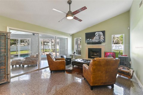 Casa en venta en Orlando, Florida, 3 dormitorios, 226.4 m2 № 1909185 - foto 15