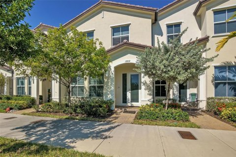 Townhouse in Homestead, Florida 3 bedrooms, 153.1 sq.m. № 2016207