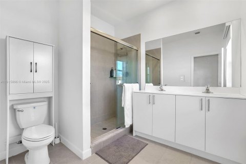 Townhouse in Homestead, Florida 3 bedrooms, 153.1 sq.m. № 2016207 - photo 20