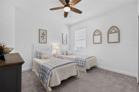 House in Bradenton, Florida 4 bedrooms, 208.01 sq.m. № 2231483 - photo 20