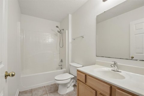 House in DeLand, Florida 5 bedrooms, 207.08 sq.m. № 1661785 - photo 28