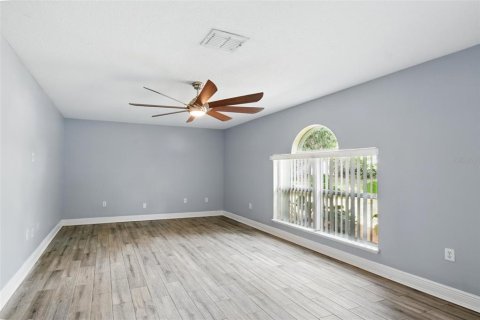 House in DeLand, Florida 5 bedrooms, 207.08 sq.m. № 1661785 - photo 15
